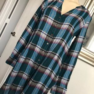 AKEMI + KIN plaid tunic top blouse